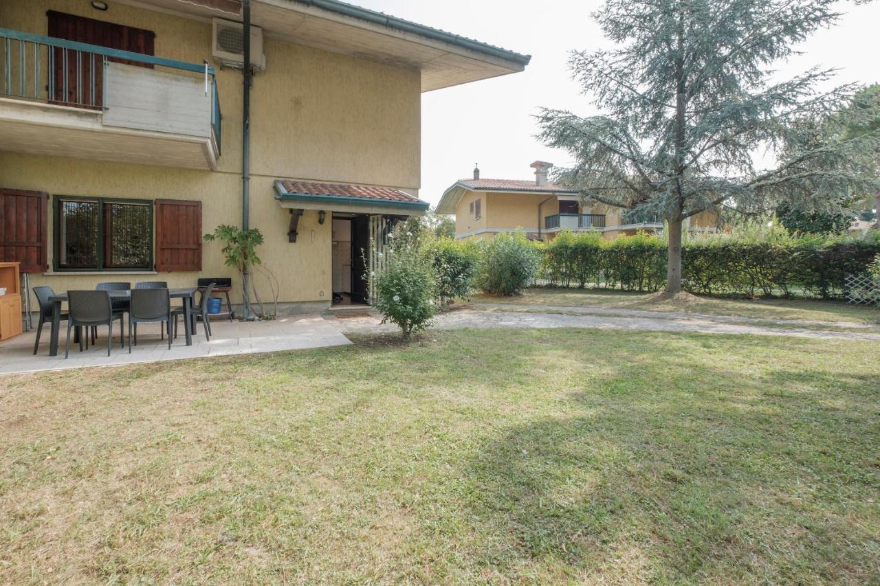 Villa Ida - 2 Bedrooms Apartment With Private Garden Σιρμιόνε Εξωτερικό φωτογραφία