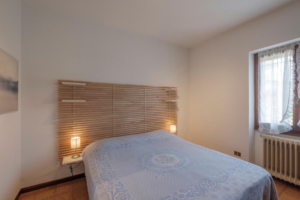Villa Ida - 2 Bedrooms Apartment With Private Garden Σιρμιόνε Εξωτερικό φωτογραφία